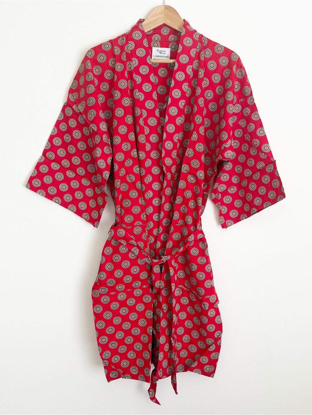 Vtg Van Heusen Leisure Kimono Robe Mens Red Geometric Medallion OS Cotton New